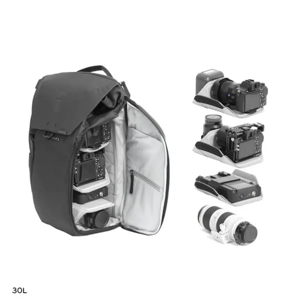 Peak Design Everyday Backpack 20L Black Pre-Owned 3 FlexFold dividers